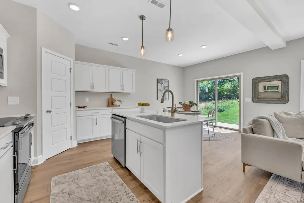 547 Charleston Cove Way Clarksville TN 37043