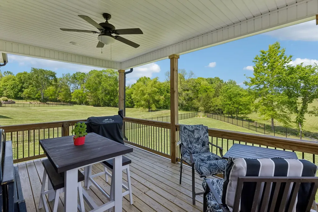 1210 Ballentrace Boulevard Lebanon TN 37087