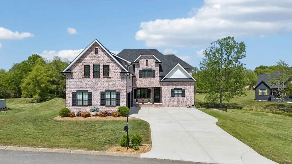 1210 Ballentrace Boulevard Lebanon TN 37087