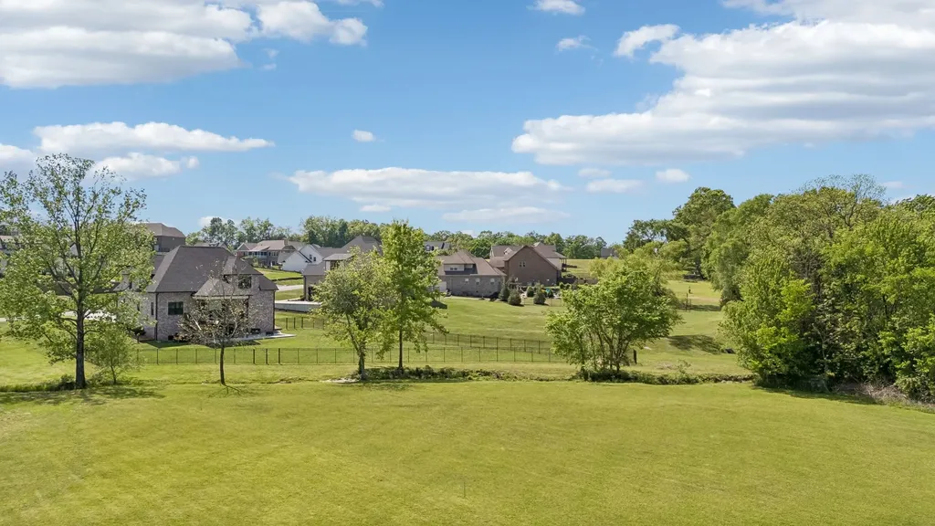 1210 Ballentrace Boulevard Lebanon TN 37087