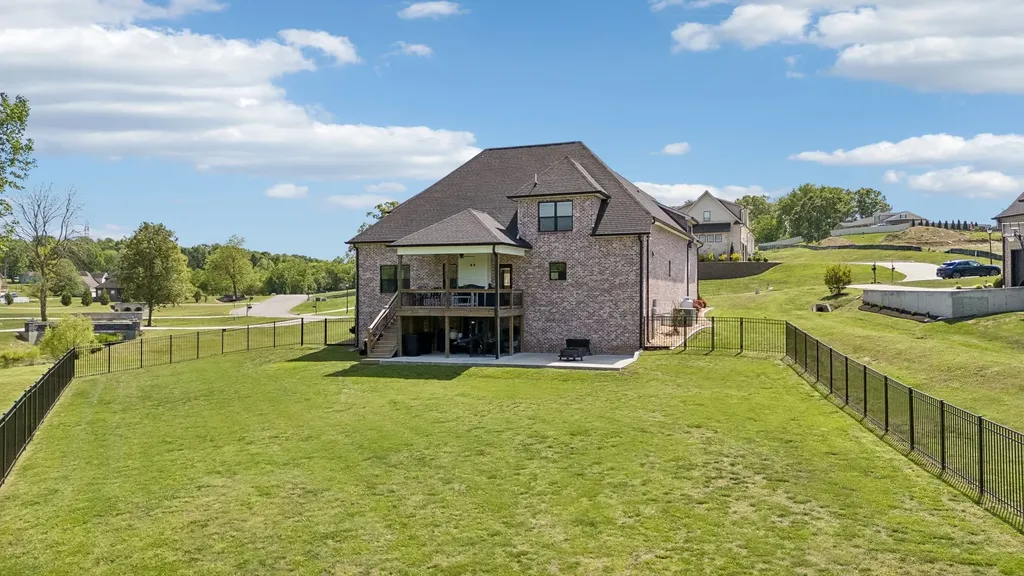 1210 Ballentrace Boulevard Lebanon TN 37087