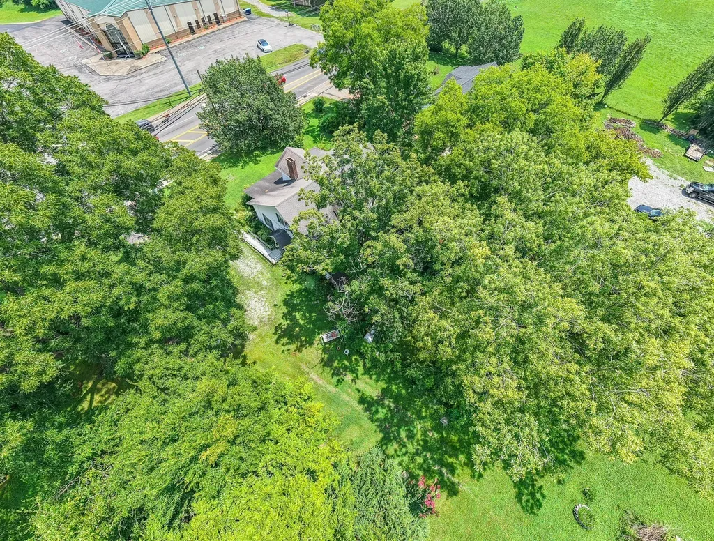 266 Old Nashville Highway La Vergne TN 37086