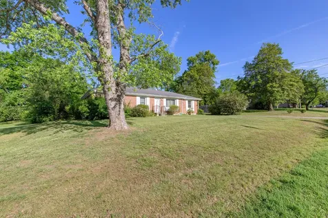 102 Trucord Drive Hendersonville TN 37075