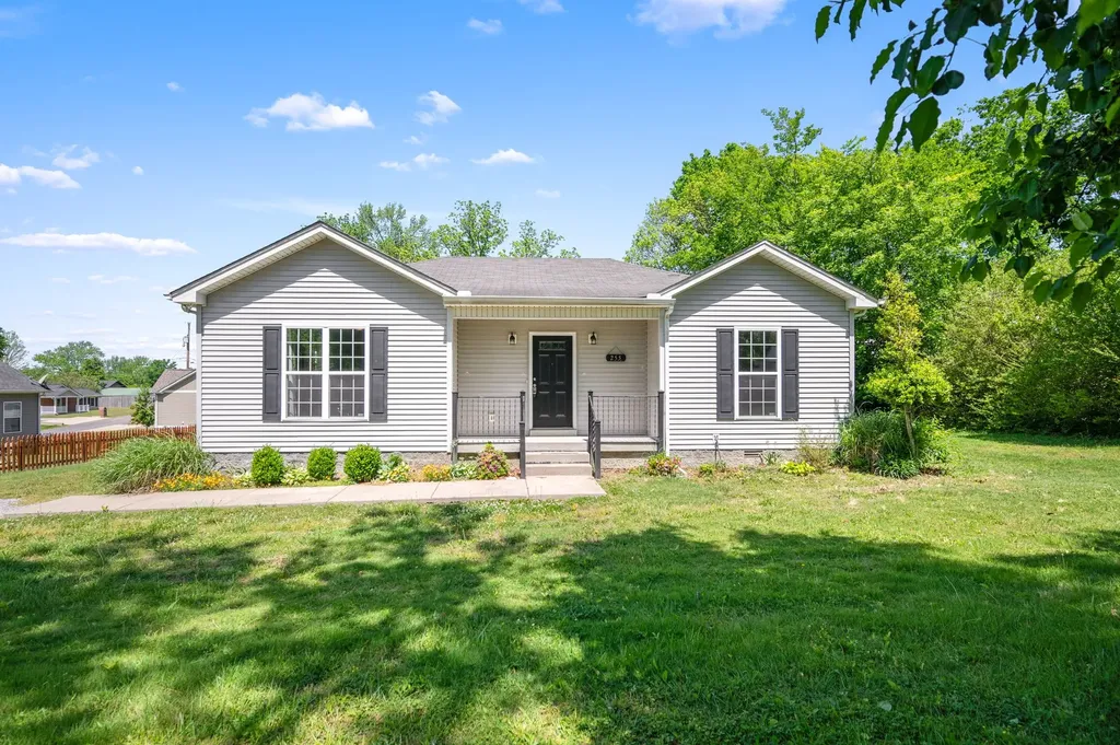 255 Walnut Street Greenbrier TN 37073