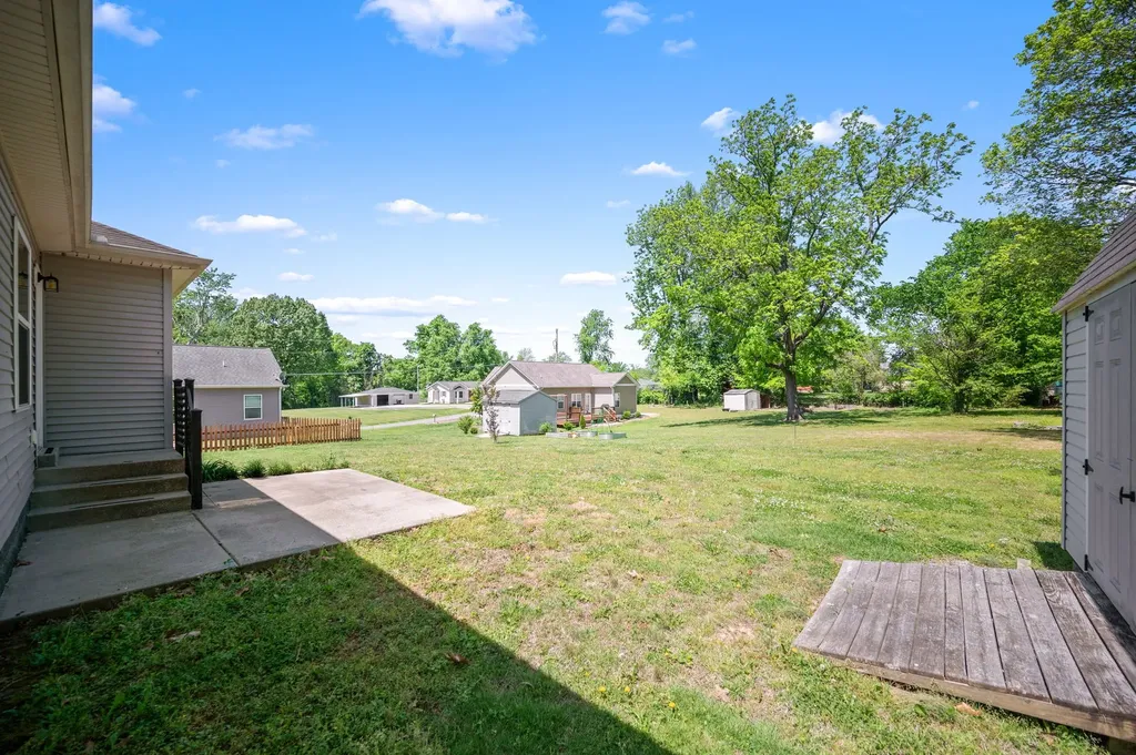 255 Walnut Street Greenbrier TN 37073