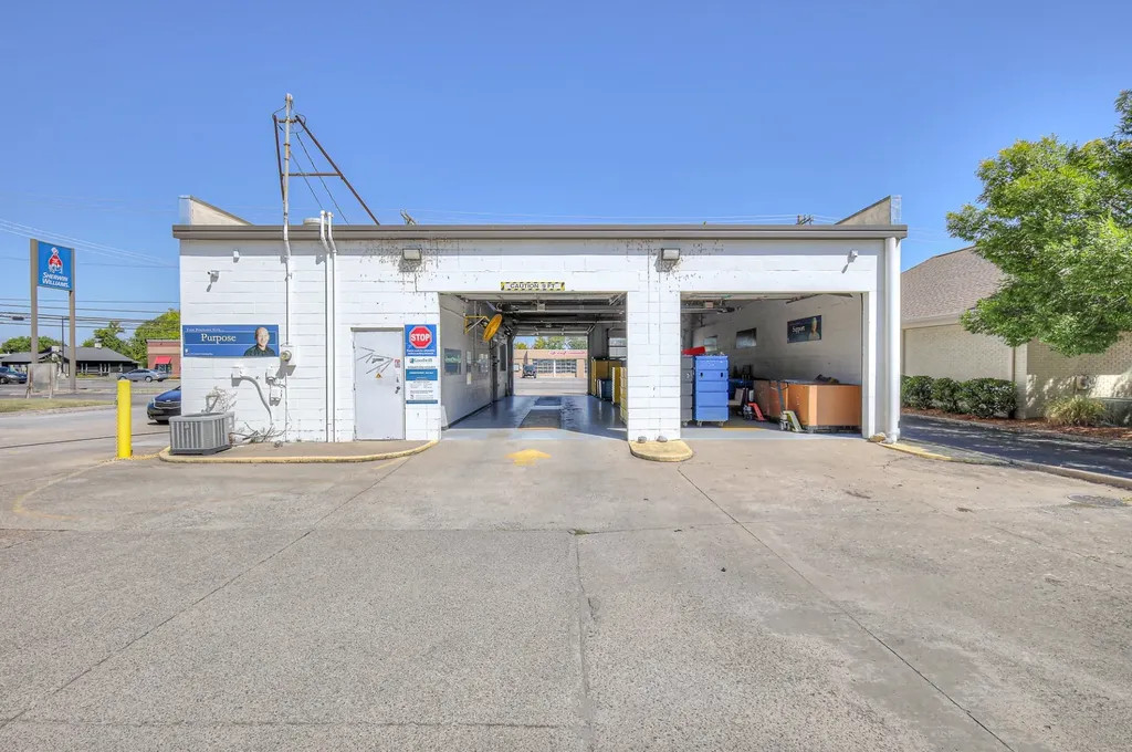 327 W Main Street Hendersonville TN 37075