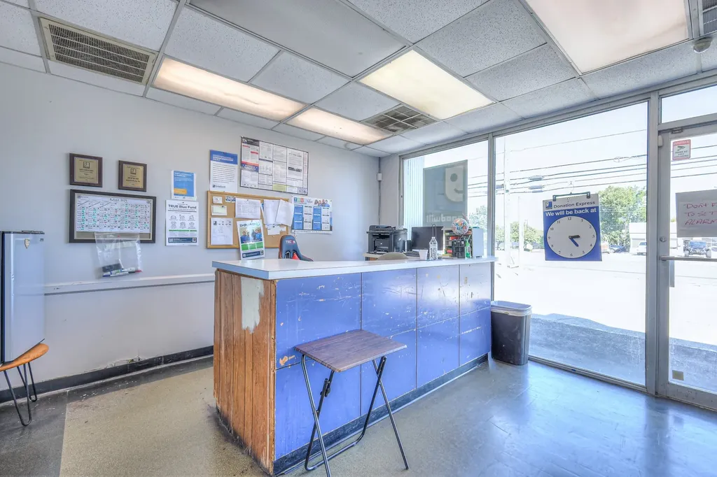 327 W Main Street Hendersonville TN 37075