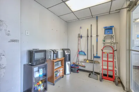 327 W Main Street Hendersonville TN 37075