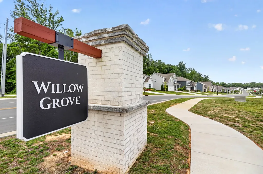 607 Ballard Drive White House TN 37188