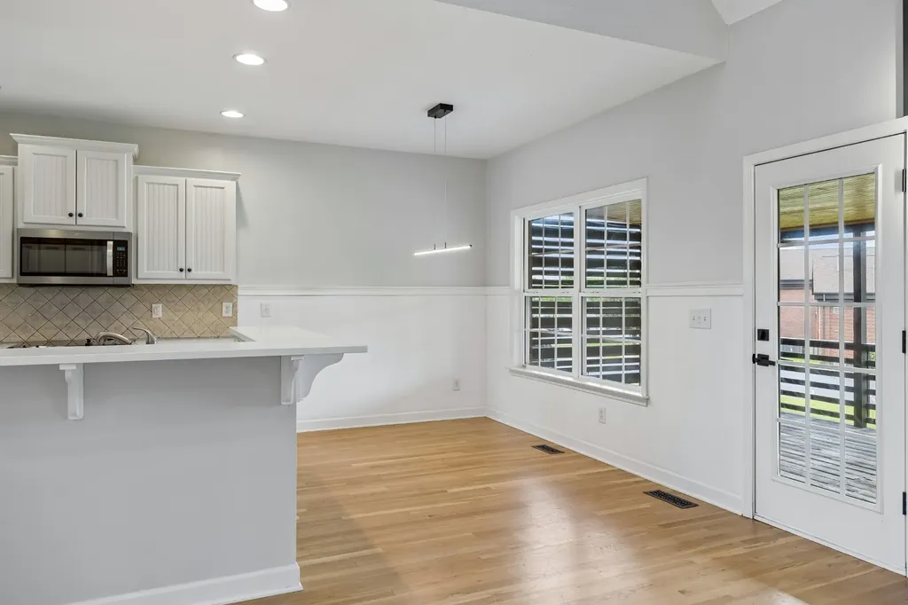 1015 Red Pepper Ridge Spring Hill TN 37174