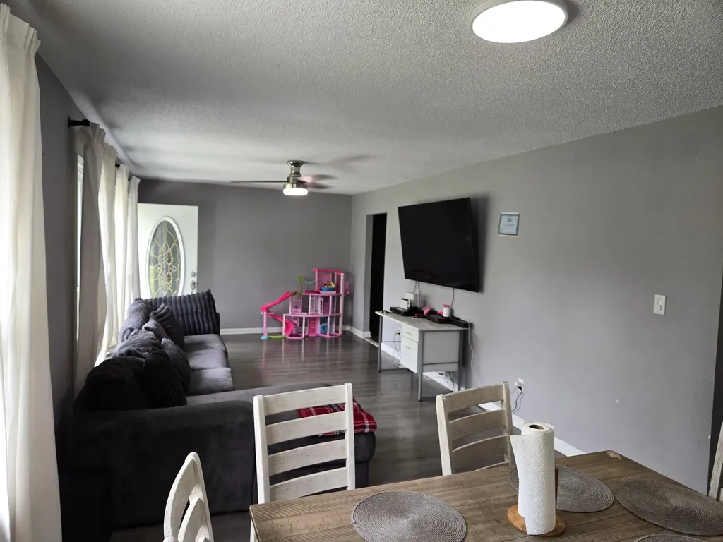 209 Hawkins Avenue Gallatin TN 37066