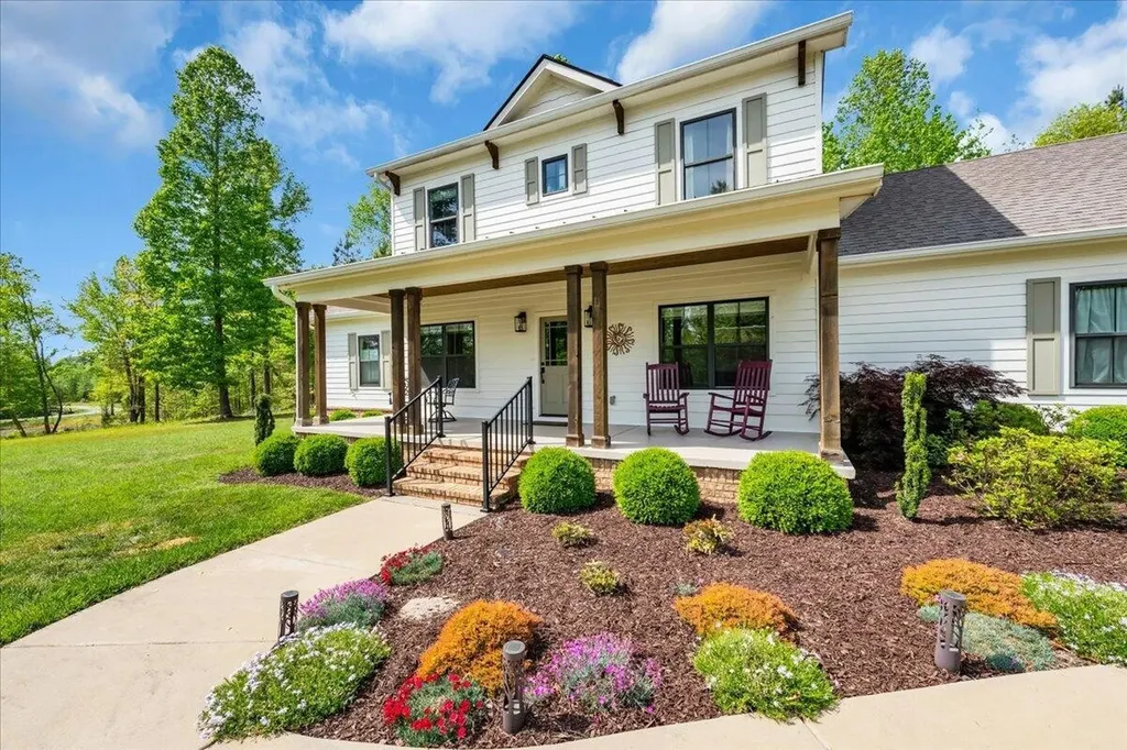 2564 Raulston Falls Road Jasper TN 37347