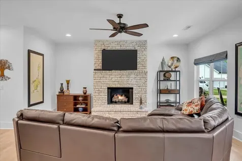 2564 Raulston Falls Road Jasper TN 37347
