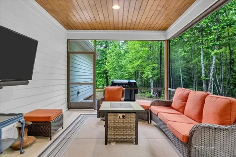2564 Raulston Falls Road Jasper TN 37347