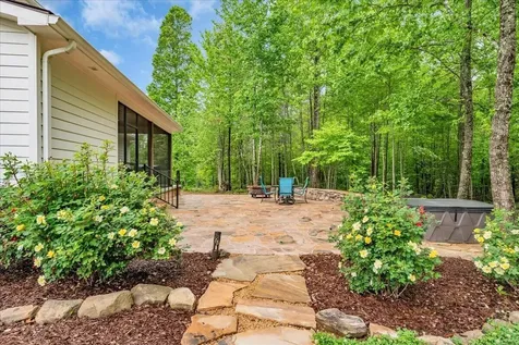 2564 Raulston Falls Road Jasper TN 37347