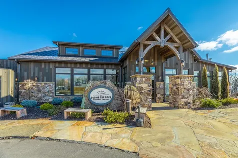 2564 Raulston Falls Road Jasper TN 37347