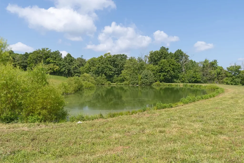780 Mt Olivet Road Columbia TN 38401