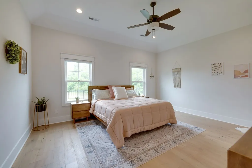 1545 Shalom Street Murfreesboro TN 37128