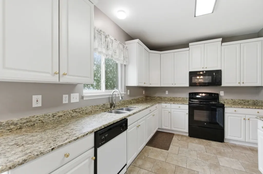 2409 Manderly Trail Franklin TN 37069
