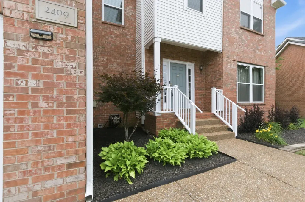 2409 Manderly Trail Franklin TN 37069