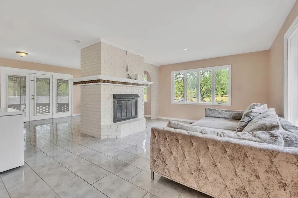 454 W Campbell Road Goodlettsville TN 37072