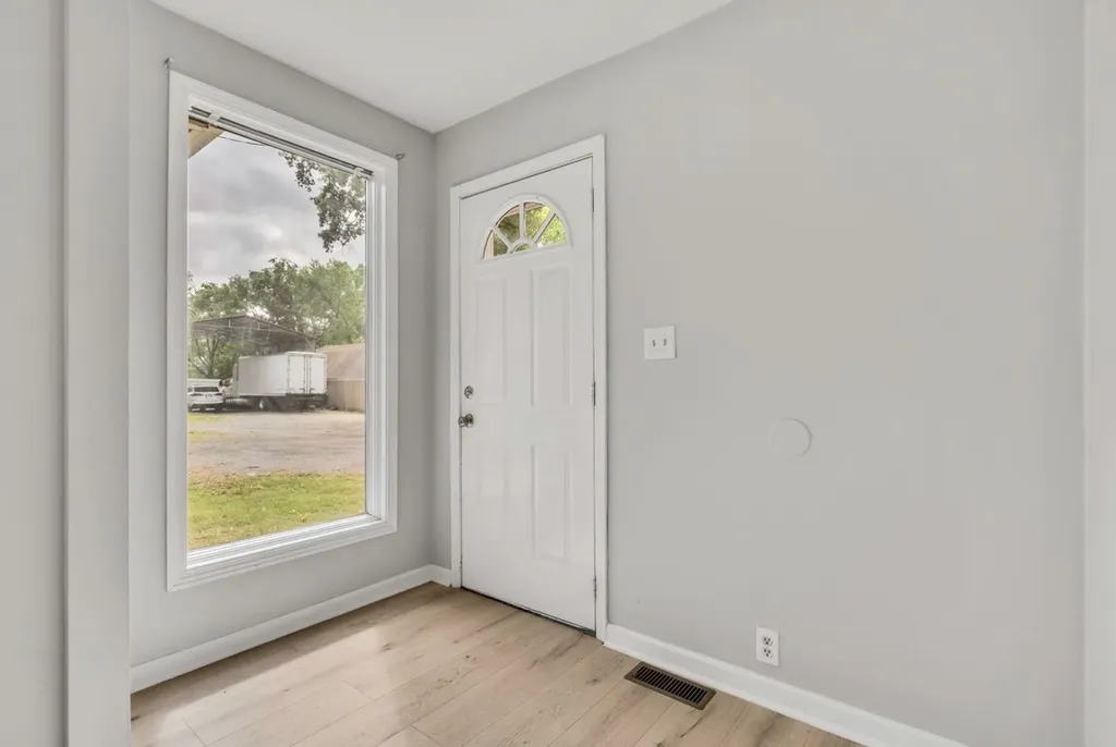 454 W Campbell Road Goodlettsville TN 37072