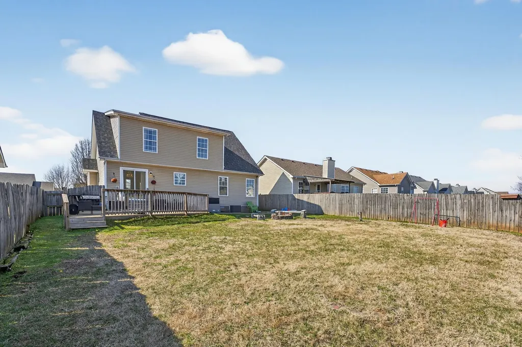 3761 Jot Dr, N Clarksville TN 37040