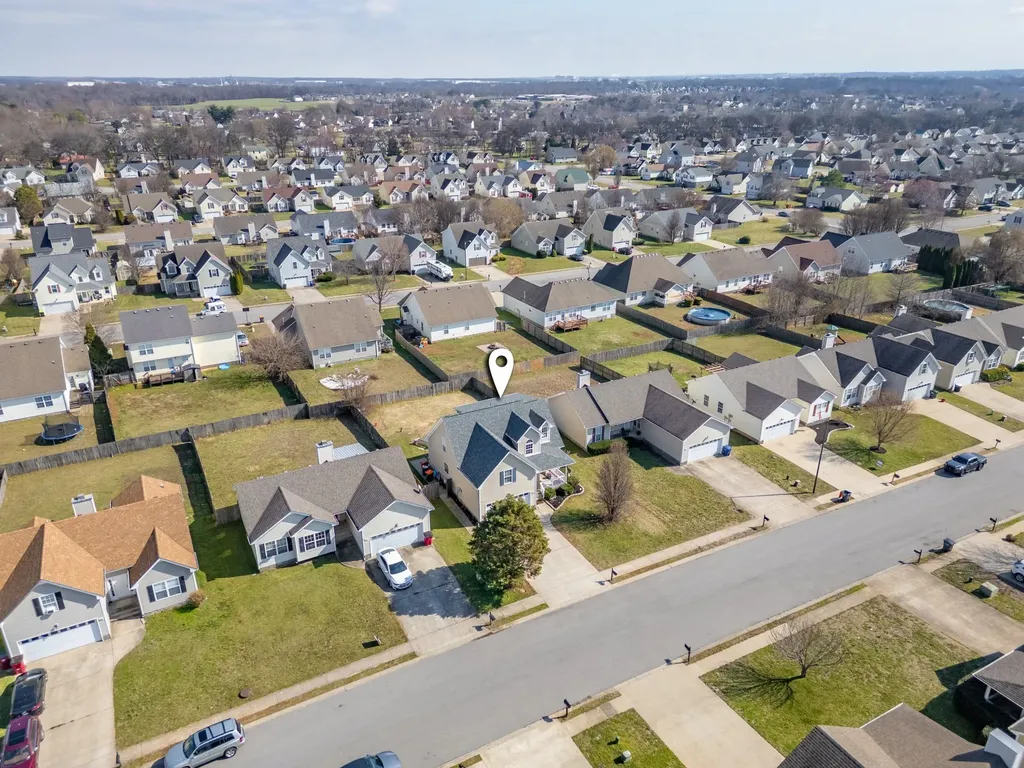 3761 Jot Dr, N Clarksville TN 37040