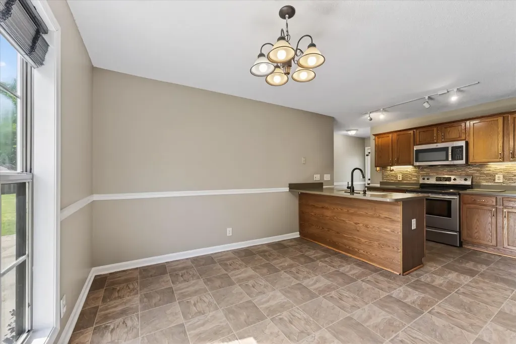 431 Cyprus Court Clarksville TN 37040