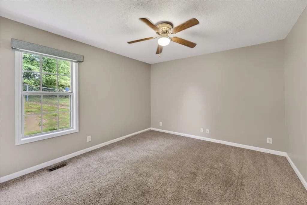 431 Cyprus Court Clarksville TN 37040