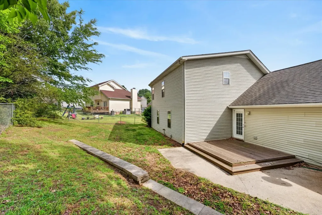 431 Cyprus Court Clarksville TN 37040