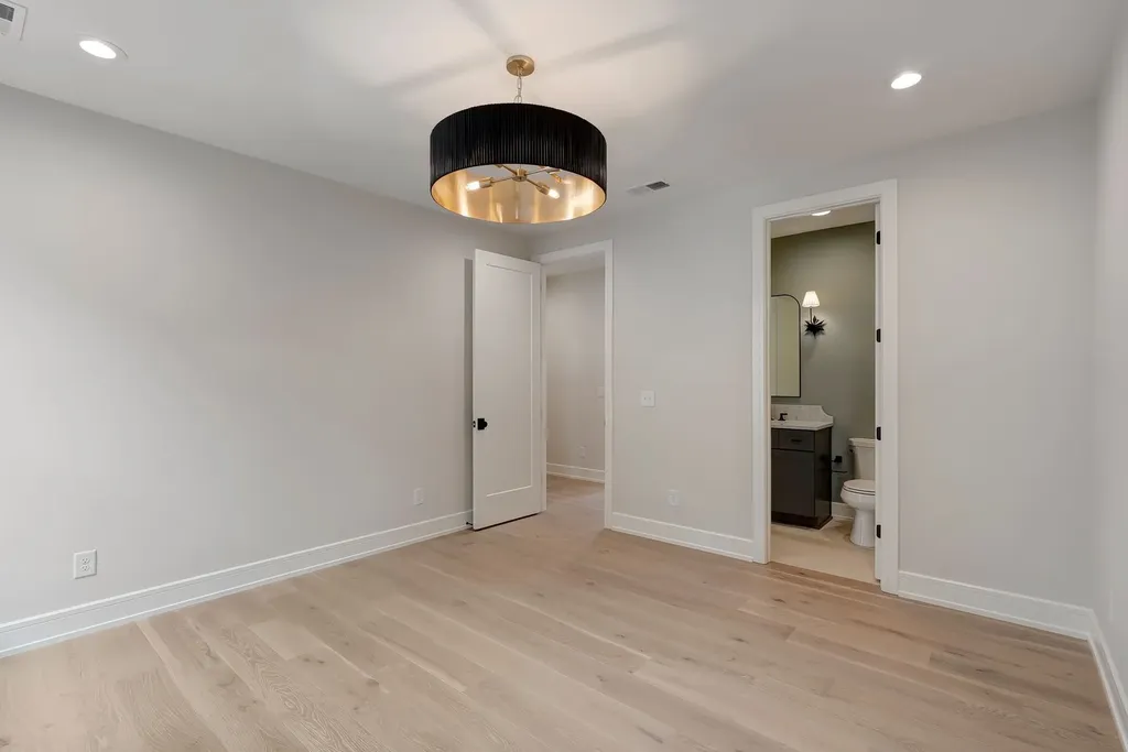 2913 Vaulx Lane Nashville TN 37204