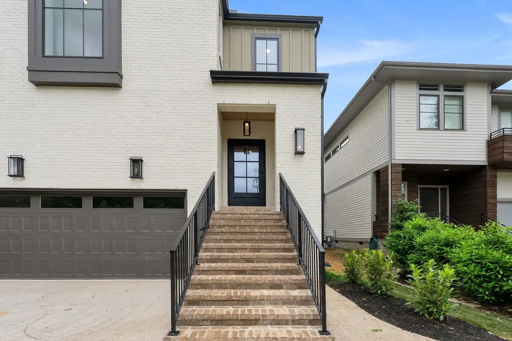 2913 Vaulx Lane Nashville TN 37204