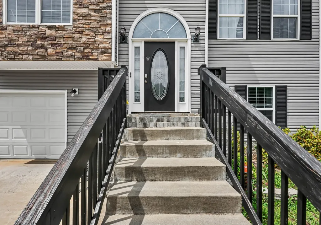 1391 Freedom Drive Clarksville TN 37042