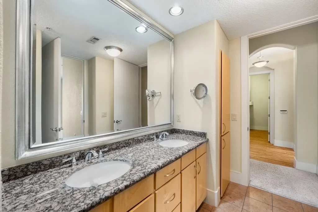 2600 Hillsboro Pike Nashville TN 37212
