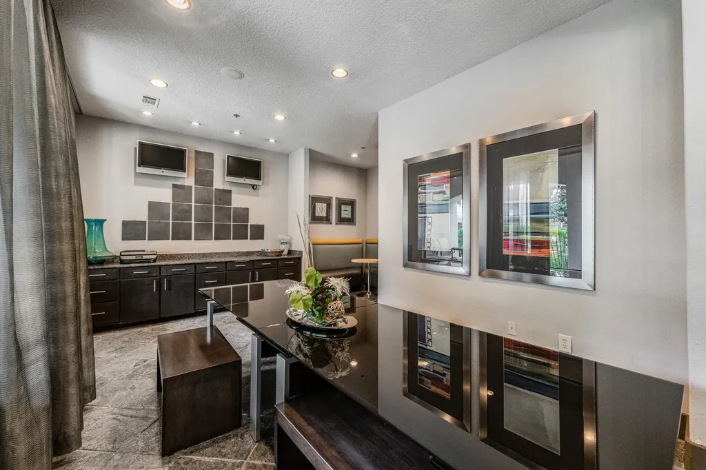 2600 Hillsboro Pike Nashville TN 37212
