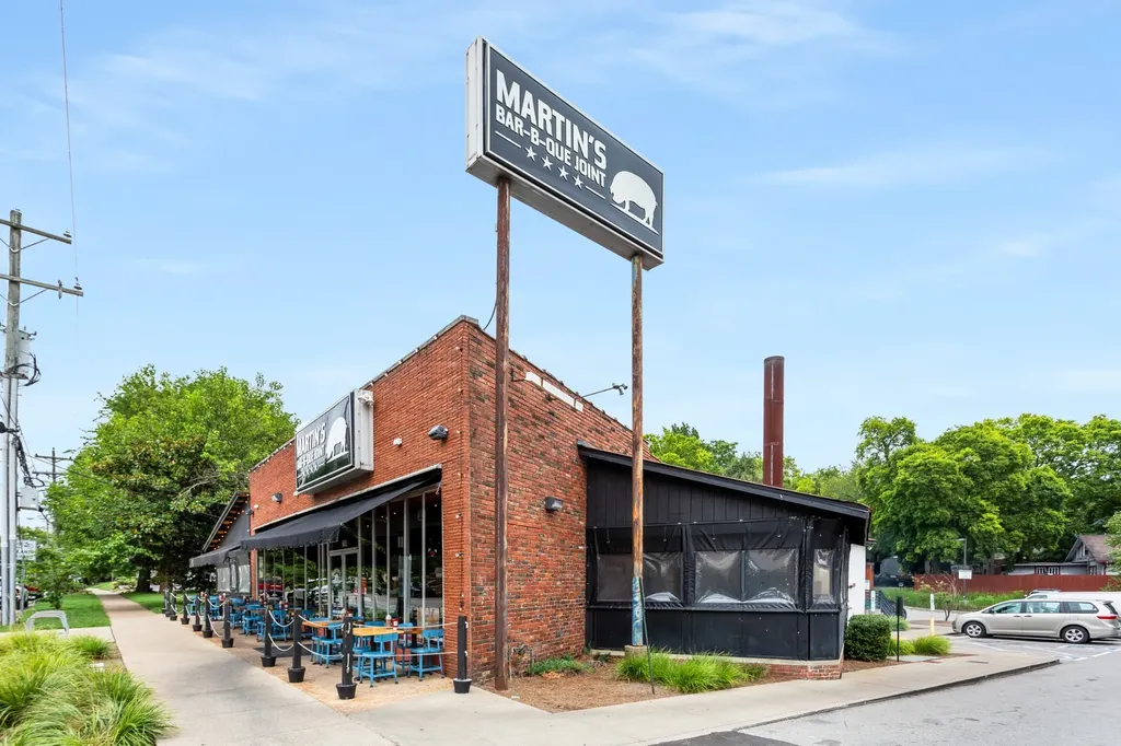 2600 Hillsboro Pike Nashville TN 37212