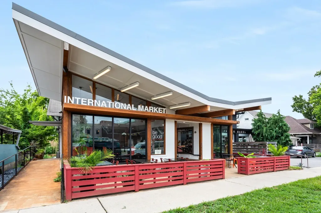 2600 Hillsboro Pike Nashville TN 37212