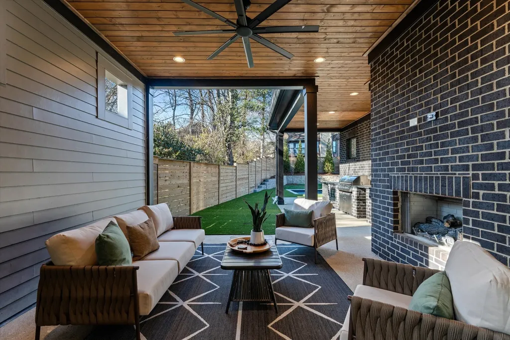 822 Sutton Hill Road Nashville TN 37204