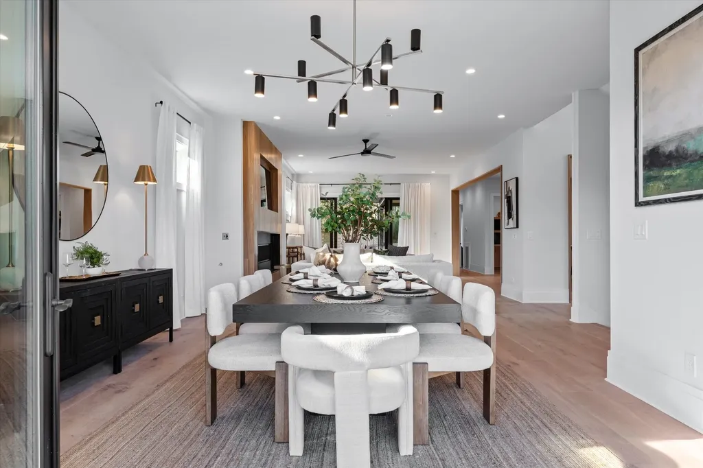 822 Sutton Hill Road Nashville TN 37204
