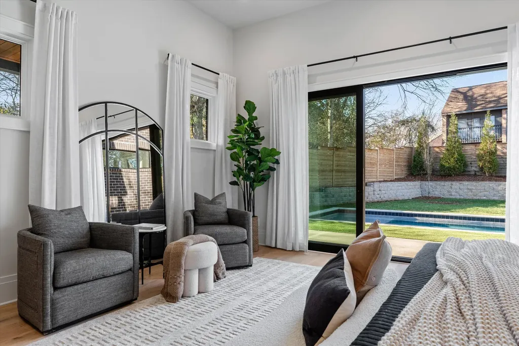 822 Sutton Hill Road Nashville TN 37204