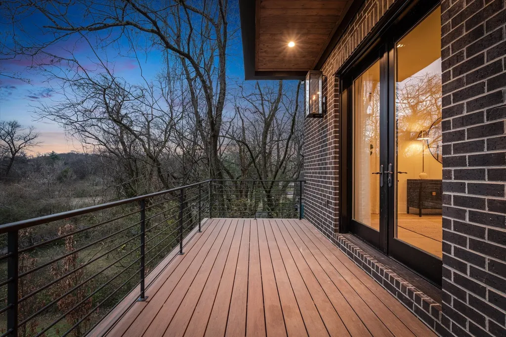 822 Sutton Hill Road Nashville TN 37204