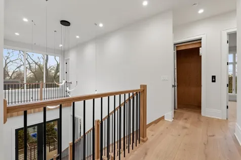 822 Sutton Hill Road Nashville TN 37204