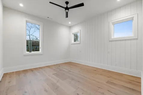 822 Sutton Hill Road Nashville TN 37204