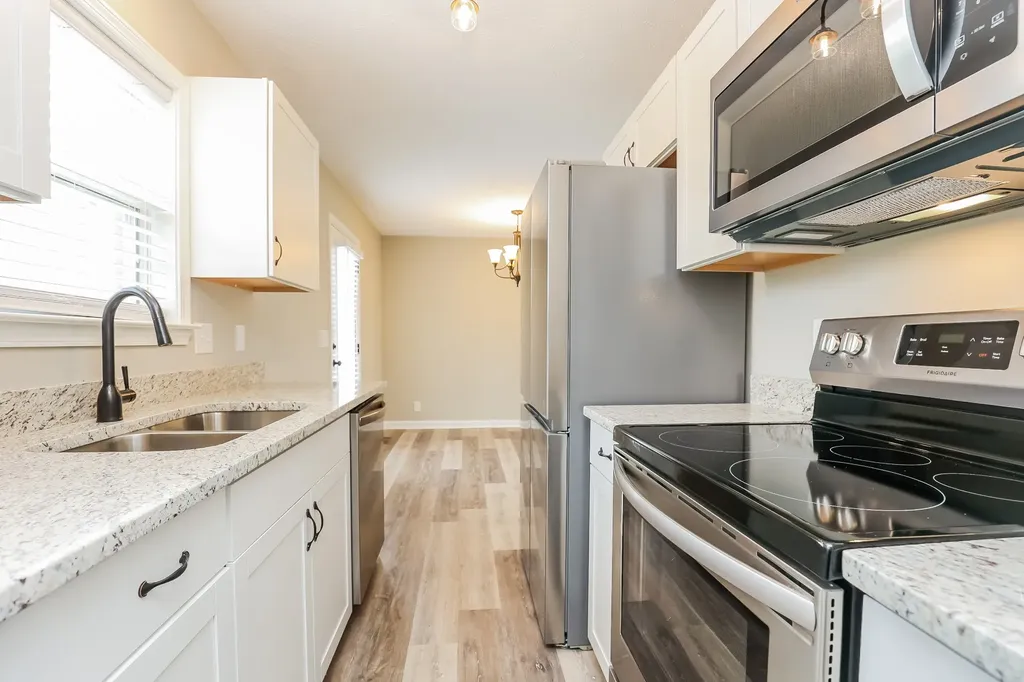 111 Grant Court Portland TN 37148