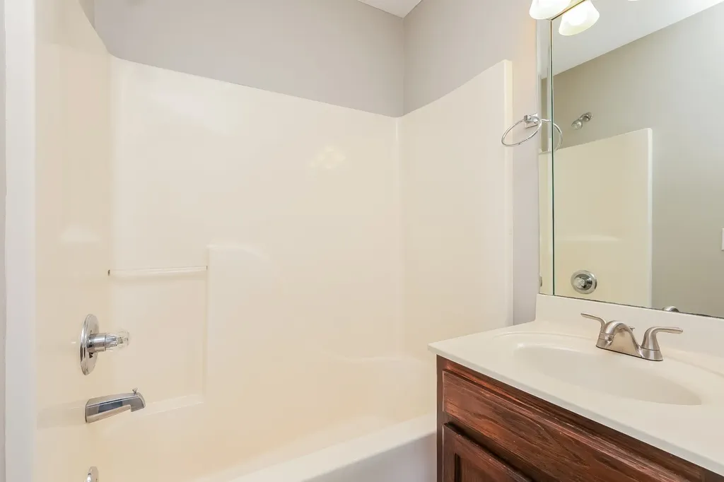 111 Grant Court Portland TN 37148