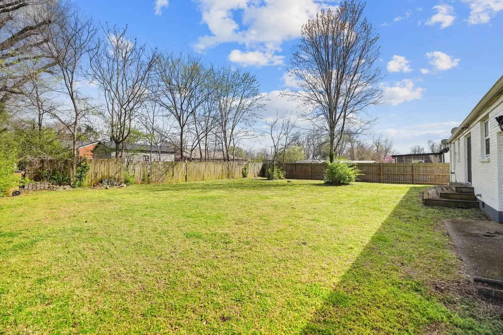 3712 Yelton Drive Nashville TN 37211