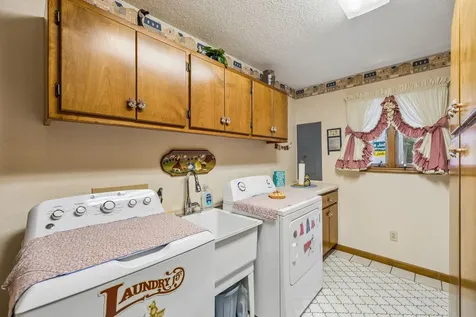 755 Utsi Road Estill Springs TN 37330