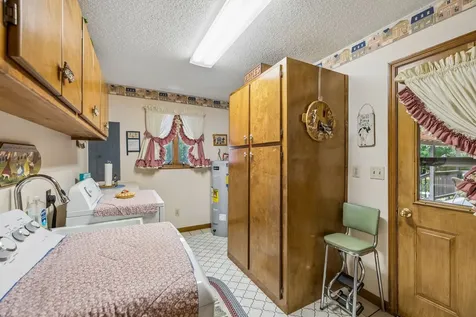 755 Utsi Road Estill Springs TN 37330