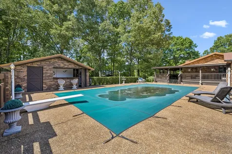 755 Utsi Road Estill Springs TN 37330